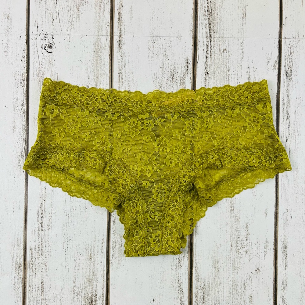 Victoria’s Secret Lace Cheeky Pantie Large - Picture 3 of 6